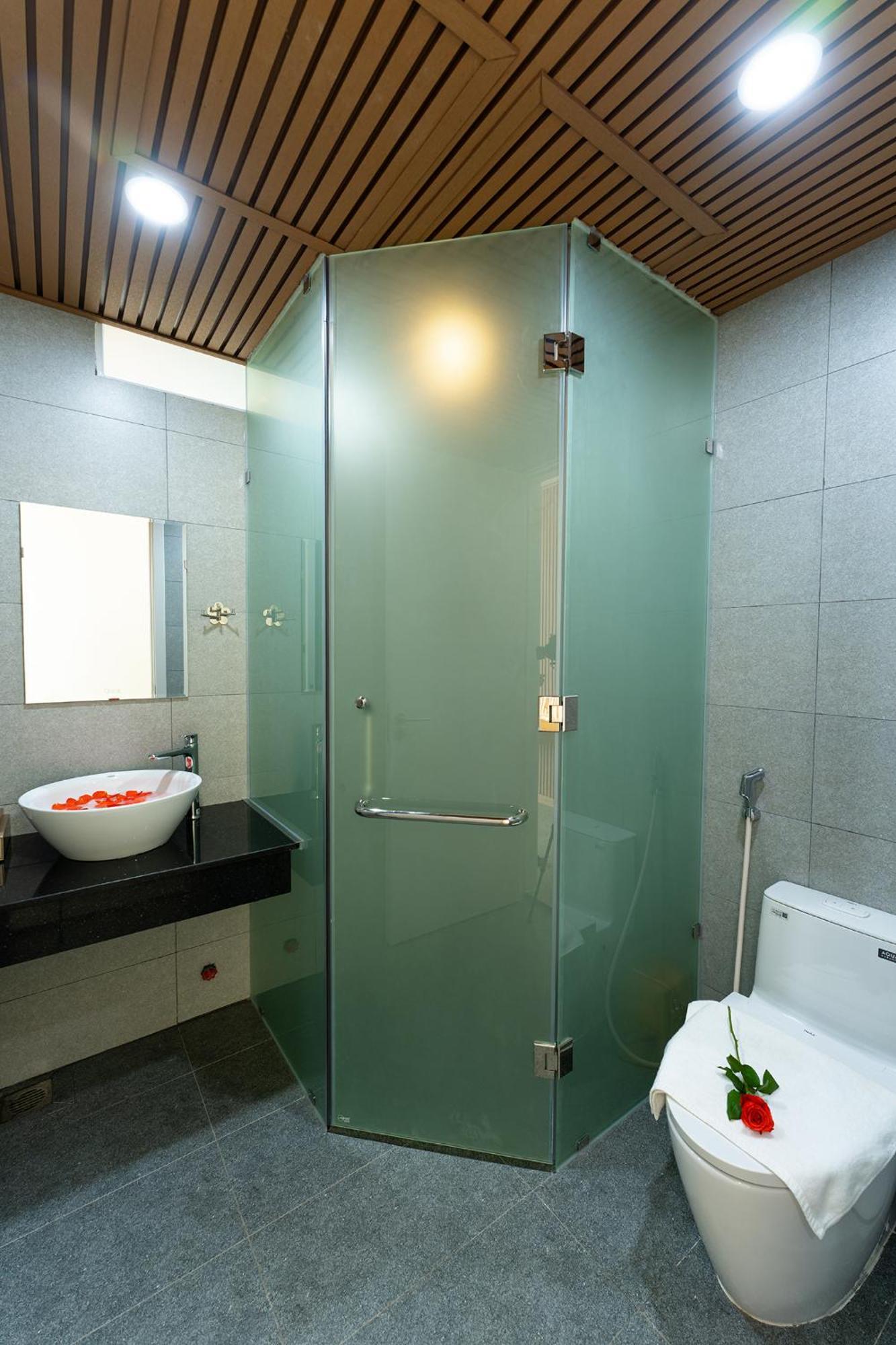 Dragon Hue Hotel Bagian luar foto
