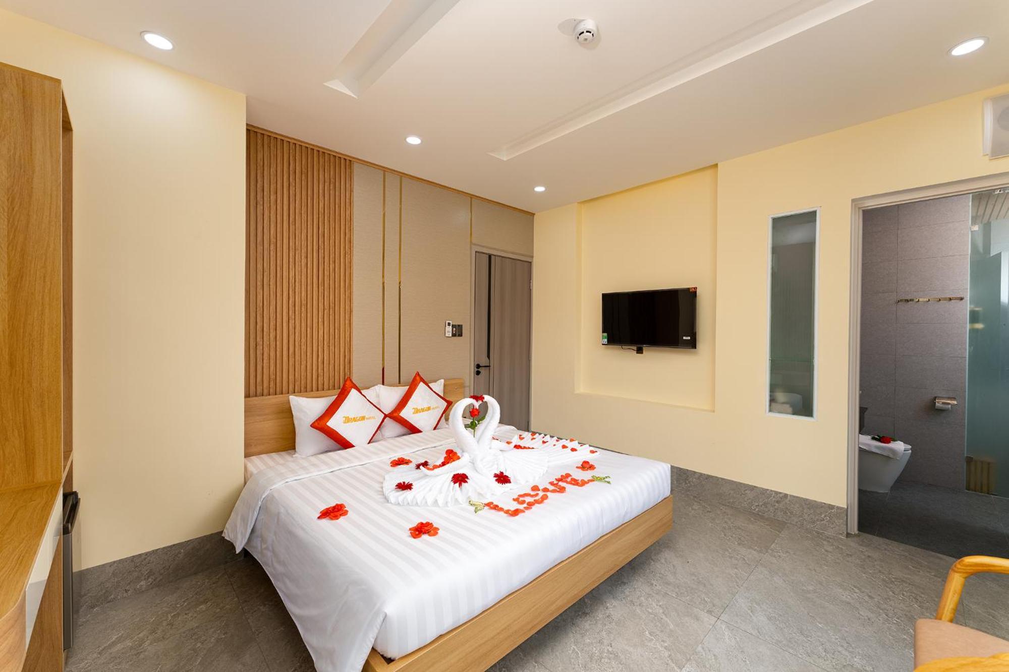 Dragon Hue Hotel Bagian luar foto