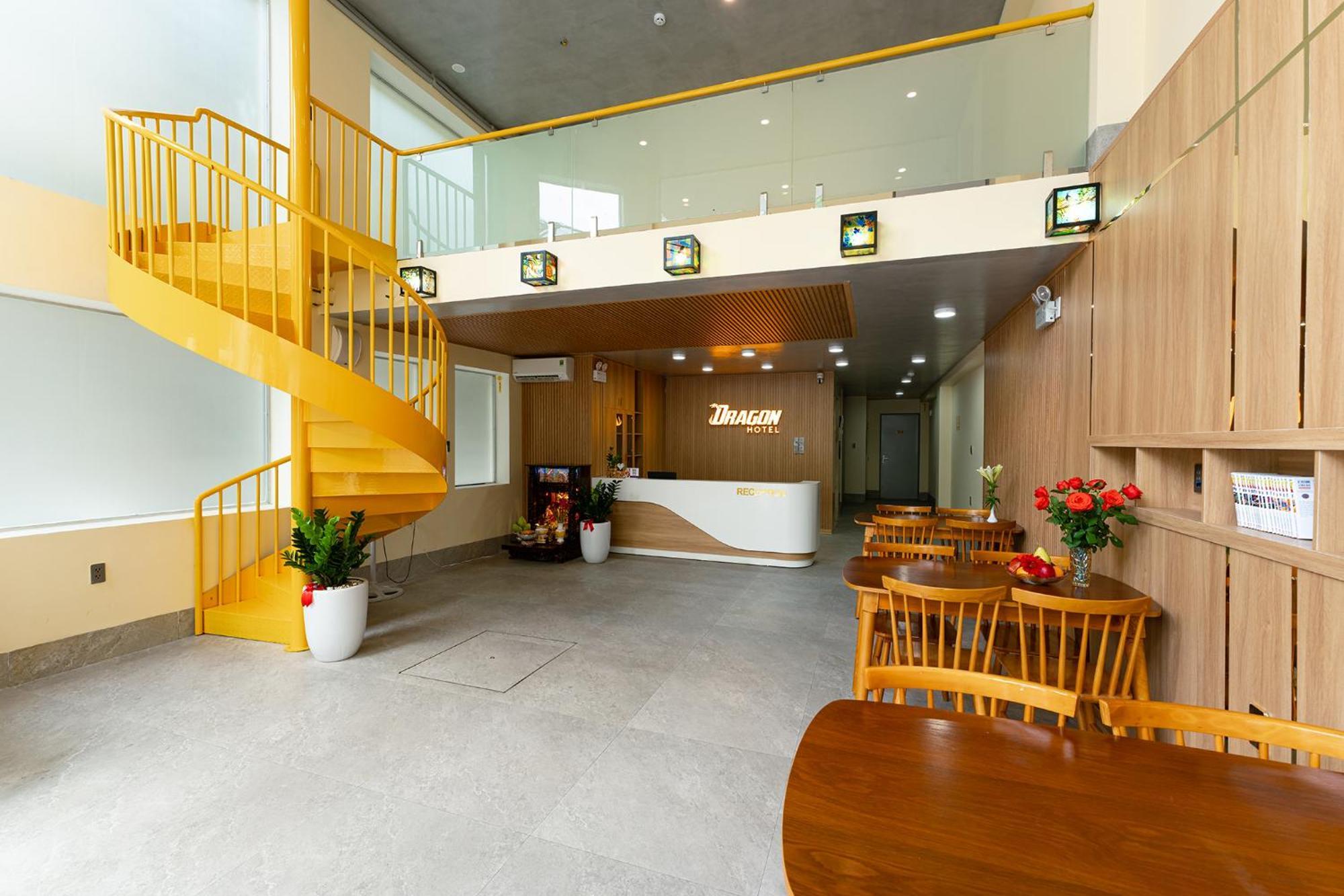 Dragon Hue Hotel Bagian luar foto