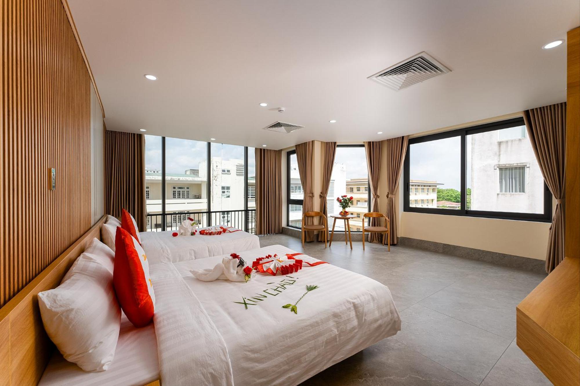 Dragon Hue Hotel Bagian luar foto